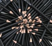 مداد مشکی 6 ضلعی پنتر